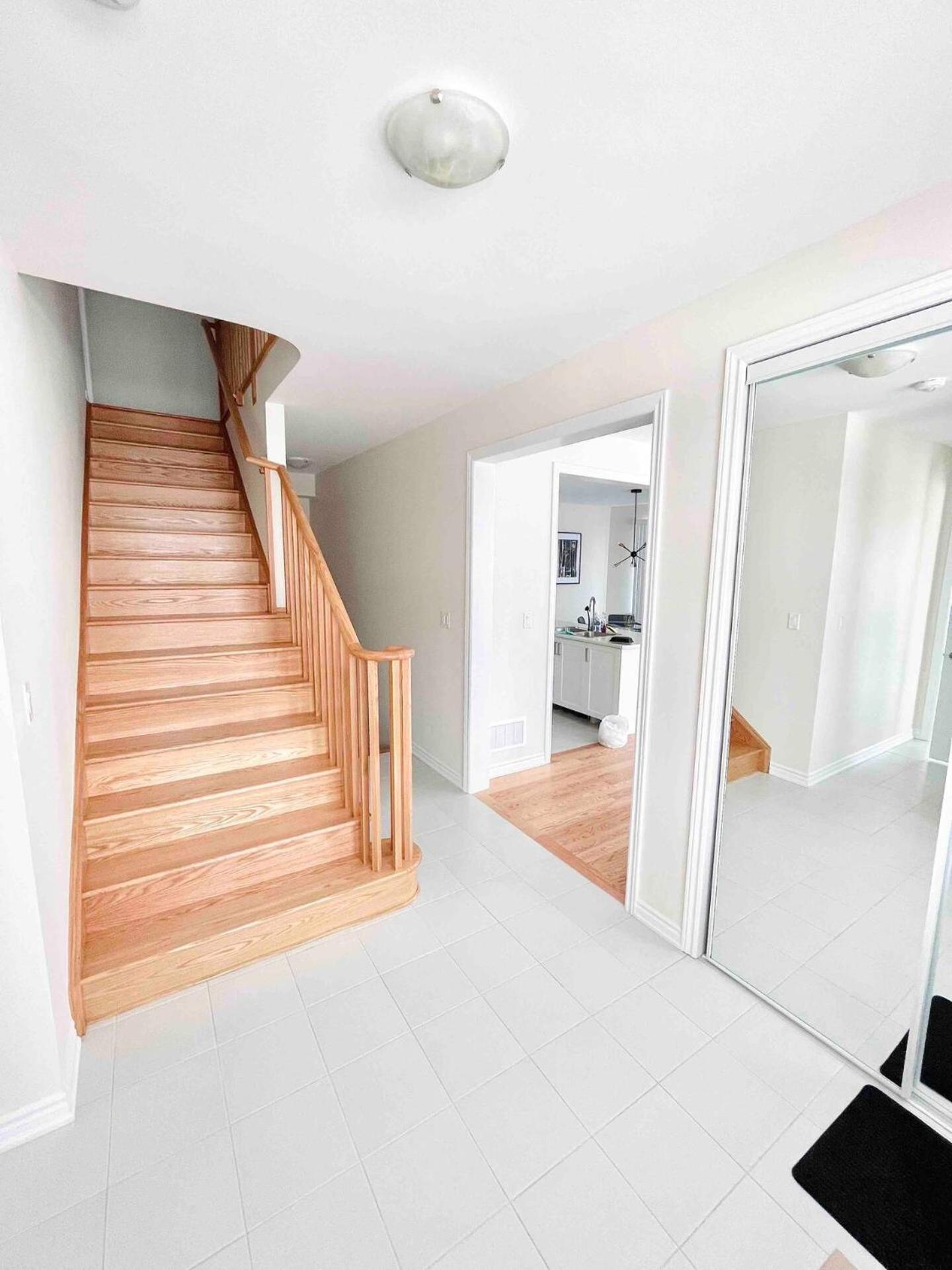 Large 5 Bedroom Newly Built Home Sleeps 12 Persons Thorold Bagian luar foto