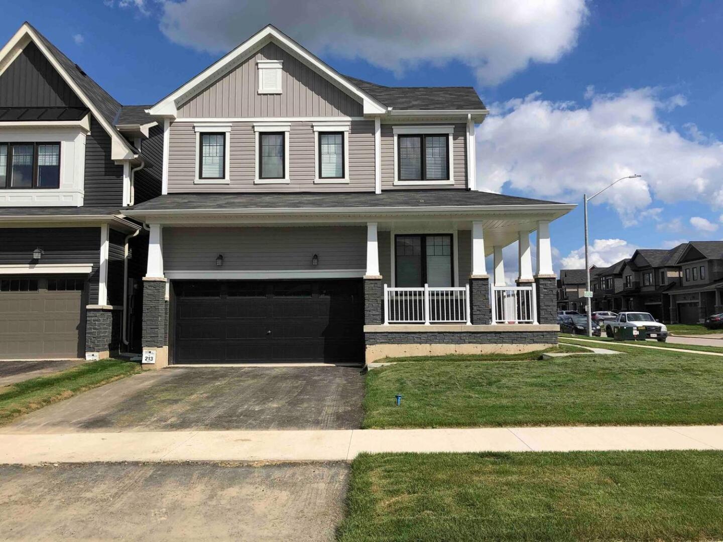 Large 5 Bedroom Newly Built Home Sleeps 12 Persons Thorold Bagian luar foto